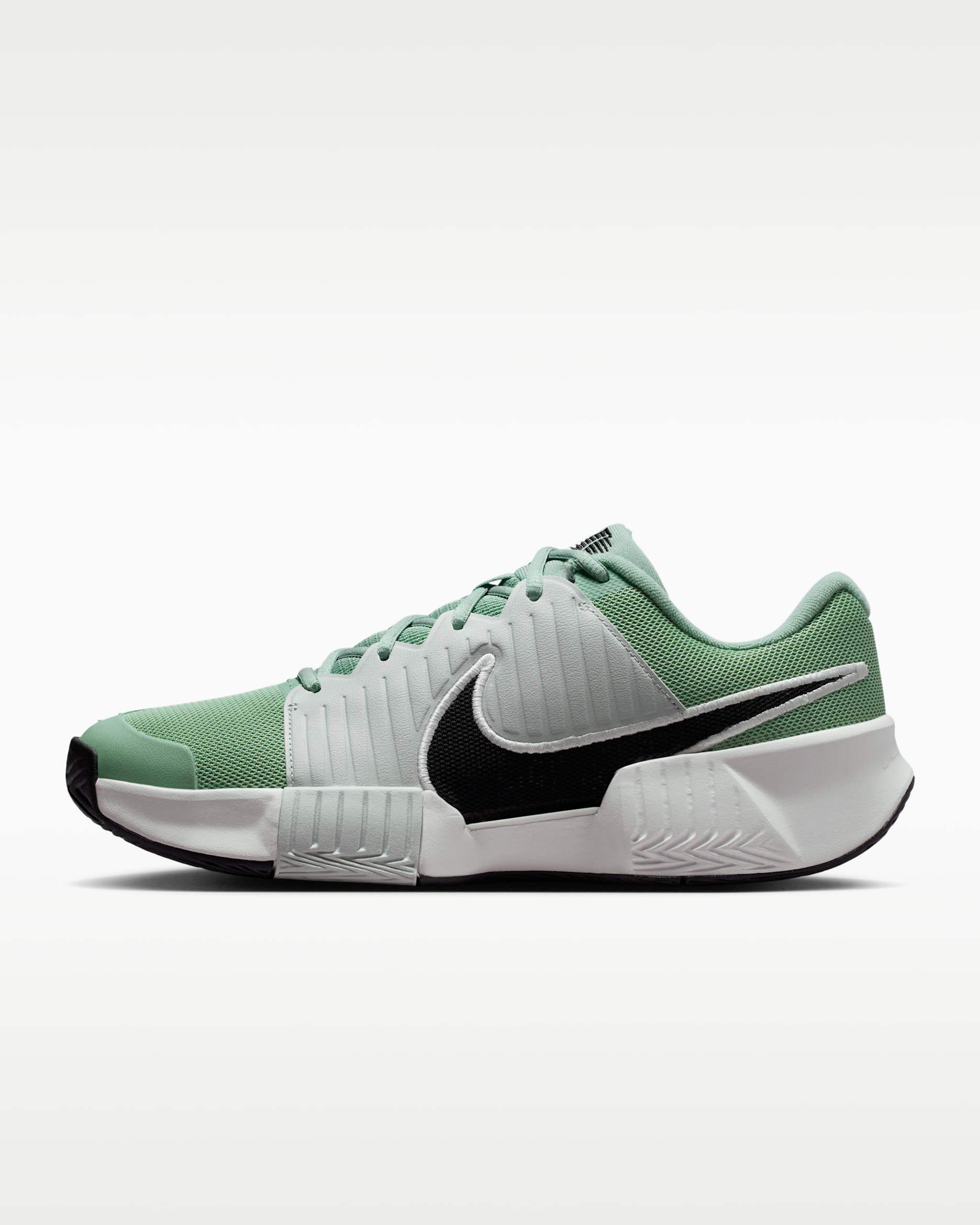 Nike Zoom GP Challenge Pro Men's Hard Court Tennis Shoes. Nike JP